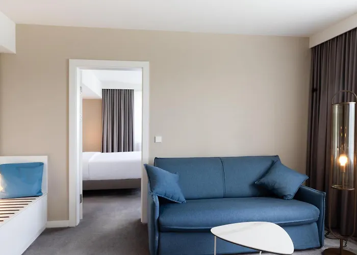 Hotel Doubletree By Hilton Bosei Vienne