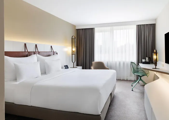 Doubletree By Hilton Bosei Vienne